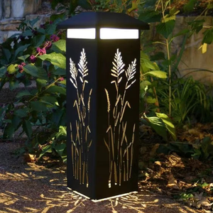 Borne lumineuse artistique en acier Corten ajouré pour l'extérieur, éclairage d'ambiance de jardin - Product Image 5