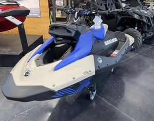 Sea-Doo Spark 2025 de Alta Calidad 100% Confiable para 3 Personas, Rotax 900 ACE - 90 CONV con IBR - Product Image 2
