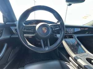 Usado Clean 2020 Porsch-e Tayca-n Turbo S - Product Image 3