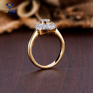 Lab-Stone Party Wear Bague en diamant 0.526 TDW Diamant taille ronde Or jaune Couleur EF-VS - Product Image 5