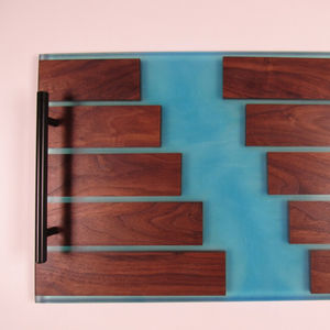 ถาดอาหารเป็นมิตรกับสิ่งแวดล้อมที่ต้องการอย่างมากพร้อมที่รองแก้ว 4 ชิ้นถาดเสิร์ฟไม้และเรซิ่นพร้อมที่จับโลหะร้านอาหารและอุปกรณ์โรงแรม - Product Image 3