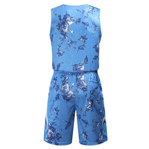 Uniforme de Baloncesto de Último Diseño, Conjunto de Equipo Personalizado, Jersey y Pantalones Cortos Sublimados, Venta al por Mayor OEM, Ropa de Baloncesto Transpirable de Secado Rápido - Product Image 3