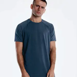 完璧な品質のカラフルな速乾性Tシャツフィットネス半袖メンズカスタムプリントTシャツ
