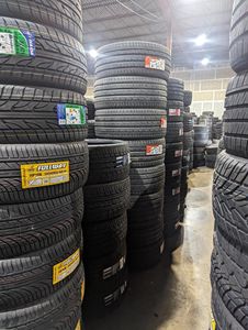 Pneus de Voiture d'Occasion Origine France Garantie 1 An En Stock Prêts à être Expédiés Qualité Premium Prix de Gros Profitez d'une Livraison Rapide - Product Image 4