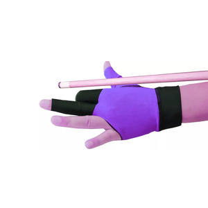 Guantes de billar cómodos de alta calidad que ofrecen tela transpirable de ajuste ligero y control de señal para jugadores - Product Image 4