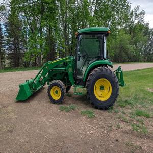 Calidad superior para John for Deere 4044R Tractor Soluciones agrícolas eficientes Núcleo de entrega de exportación rápida Incluye motor de bomba - Product Image 4