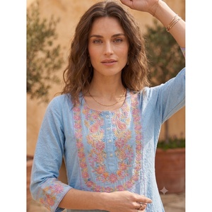 Chemisier en coton brodé bleu ciel pour femme, imprimé floral, tissu popeline, tenue ethnique indienne traditionnelle, col rond, manches courtes, séchage rapide - Product Image 2