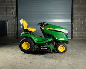 Tondeuse à gazon John Deere X390 d'occasion de qualité bon marché à vendre - Product Image 3