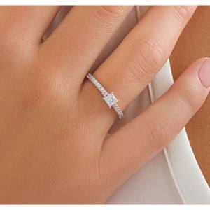 0,50 Ct Princess Cut Lab Grown Diamond Anillo delicado Lab Creado Anillo 14K Oro blanco sólido Diamante Anillo para mujer - Product Image 1