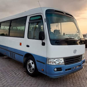 Berline 2022 Essence Volant à Gauche Intérieur Cuir Foncé Transmission Intermédiaire AWD Moteur 4.5L Émissions Euro IV Caméra Arrière 360° - Product Image 1