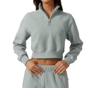 เสื้อฮู้ดครอปท็อปผู้หญิง ผ้าฝ้าย 100% เป็นมิตรกับสิ่งแวดล้อม สไตล์สตรีทแวร์สำหรับฤดูหนาว แบบสั่งทำพิเศษ ไหล่ตกด้านหน้า - Product Image 4