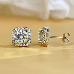 Pendientes de Botón con Halo de Diamantes de Laboratorio Redondos, Claridad VS-VVS, Color DEF, Oro Puro de 14K o Plata, con Diamantes Engastados en Pavé para Mujer - Product Image 3