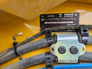 Cargadora de Dirección Deslizante Caterpillar 299D3 Original, Retroexcavadora de 98 HP, 750 Horas, Muy Buen Estado para Construcción - Product Image 5