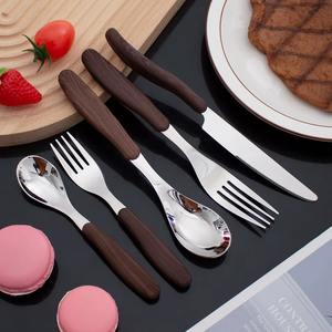 Ensemble de couverts de haute qualité avec manche en bois, tête argentée, acier inoxydable, vaisselle pour les repas en famille, les fêtes et les repas quotidiens - Product Image 4