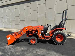 Tracteur à roues 4x4 2025 LX3520HSD 70 CV Moteur diesel Massey Ferguson Mini tracteur 4x4 Tracteur de jardin Pompe - Product Image 2