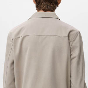 Solid Color And Solid Pattern Plain Dyed Men's Jacket OEM Service Windproof Men Stylish Jacket - Product Image 4