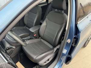 SUV 2023 2024, puissance maximale 110 km, traction avant, phares LED, automatique, tout en parfait état, prêt à être expédié. - Product Image 5