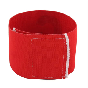 Brazaletes de Capitán de Fútbol Personalizados con Cierre de Gancho y Bucle, Brazalete Deportivo para Capitán de Equipo de Fútbol - Product Image 4