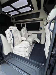 Furgoneta Ranger USADA 2022-2024, Automática, Volante a la Izquierda, Asientos de Cuero, Tracción Trasera, Cámara Eléctrica de 360°, 5 Plazas, Techo Solar, Camping, Motor V8 de 4.5L - Product Image 5