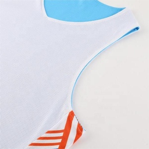 Vente en gros d'uniformes de basket-ball pour hommes conçus sur mesure ensembles techniques imprimés de maillot à séchage rapide et respirant - Product Image 2