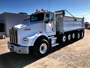 Camions bennes 14 roues de 25-35 tonnes à transmission automatique/manuelle multi-vitesses robustes d'occasion à vendre - Product Image 1