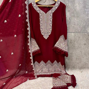 คอลเลคชั่นอีดสุดหรู: ชุดชาลวาร์ คามีซผ้าจอร์เจตต์เนื้อหนา พร้อมงานปักซาร์กัน และชิ้นส่วนเข้าชุด (ไซส์ XL-42/XXL-44) - Product Image 1