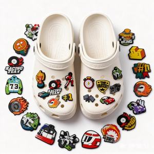 Décoration de chaussures en vrac pour le sport automobile, décoration de chaussures en forme de cœur, boucle de décoration, accessoires, ensembles de breloques personnalisées pour chaussures - Product Image 1