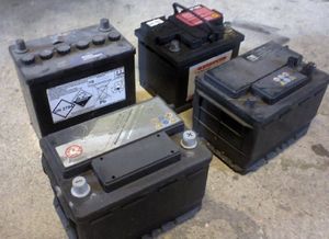 Déchets de batteries au plomb usagées/plaques de plomb usagées et lingots de plomb 99,97% - Product Image 4