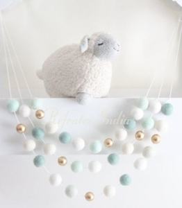 <b>Felt</b> <b>Garland</b> Bulk Supplier and Manufacture by Refratex India Made in India for Best Quality and More Color - Product Image 6