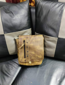 Sac bandoulière vintage en cuir véritable fait main, style messager vieilli, sacoche de voyage pour hommes et femmes, usage quotidien décontracté - Product Image 5