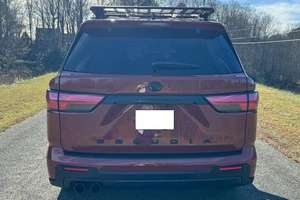 SUV Todoterreno Usado 2024 de Tamaño Completo, Edición Pro de Alto Rendimiento 4X4, Suspensión Robusta, Características Premium, Transmisión Automática - Product Image 2