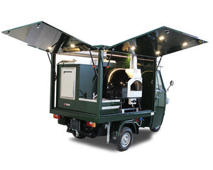 TVS King Deluxe Plus Tricycle motorisé à trois roues fermé pour passagers, refroidissement par eau, freins à disque, essence, 150cc - Product Image 3