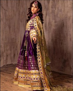 Robe traditionnelle ethnique pakistanaise vintage, faite à la main, pour mariage, longueur au sol, couleur personnalisée, motif floral - Product Image 2