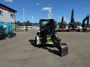 รถตัก Hidromek HMK 62 T ราคาสุดคุ้ม พร้อมบุ้งกี๋ขนาด 0.45 ลูกบาศก์เมตร และระบบควบคุมแบบจอยสติ๊ก - Product Image 3