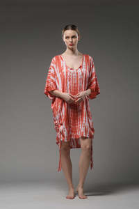 เสื้อคาฟตันมัดย้อมคุณภาพพรีเมี่ยมวัสดุนิ่มทำจากผ้าแคนเดอร์สั้นที่มีรอบเอวตามธรรมชาติ - Product Image 5