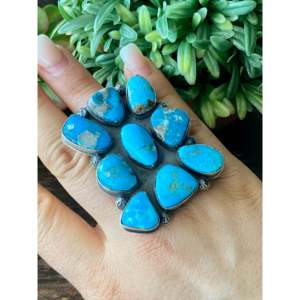 Anillo Ajustable de Plata de Ley con Turquesa Gilbert Nez Kingman, Talla 8.5 - Product Image 2