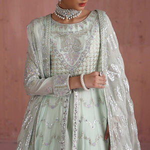 Vêtements pour femmes indiennes et pakistanaises Costumes de pelouse 3 pièces Prix bas Salwar Kameez Anarkali Autres robes-Styles pakistanais et indiens - Product Image 1