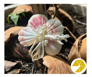 Handmade seashell hair clip ocean inspired hair clip for girls with crab claw accent and bulk summer discount <b>offer</b> - Product Image 1