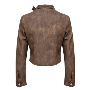 Chaqueta marrón de cuero PU personalizada para mujer, estilo callejero, cuello con hebilla abotonada, fabricantes de chaquetas de cuero fabricadas en lona - Product Image 2