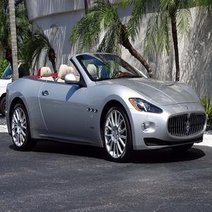 ใช้แล้ว lhd/rhd 2016 Maserati GranTurismo เปิดประทุน - Product Image 1