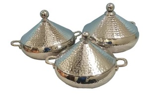 Cazuela de acero inoxidable de diseño martillado con acabado dorado y mango para servir - Product Image 3