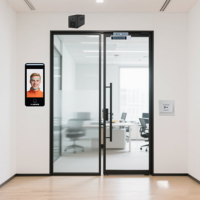 SDK API Sistema de acceso de control de puerta biométrico 5 pulgadas Control de acceso de reconocimiento facial Wiegand26 RS485 para banco de construcción de oficinas