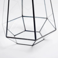 Vase en verre artisanal durable pour bureau avec cadre métallique pour plantes et fleurs (vente en gros)