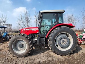 รถแทรกเตอร์ล้อยาง Massey-Ferguson 165 ปี 2001 ขายตรงจากโรงงาน ขับเคลื่อน 4 ล้อ 70 แรงม้า พร้อมระบบเกียร์ขับเคลื่อนด้วยเครื่องยนต์ ปั๊มประสิทธิภาพสูง - Product Image 4