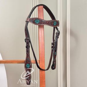 Headstall de cheval occidental fabriqué à la main en cuir taillé à la main avec des accents turquoises et des boucles réglables pour l'équitation - Product Image 1