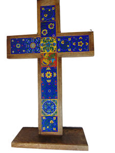 Croix de table chrétienne en bois fabriquée à la main symbole religieux décoratif maison église bureau rustique bois foi décor prière - Product Image 5