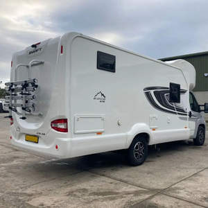 Autocaravana Usada ALCOVE Swift Edge 476 Blanca, RV de Lujo con Piso Acrílico, Capacidad para 4-6 Personas, Emisión Euro 5, Carga Útil de 11000 kg - Product Image 3