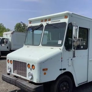 Camión de Comida Sin Usar con Cocina Nueva en Venta al Mejor Precio - Product Image 1