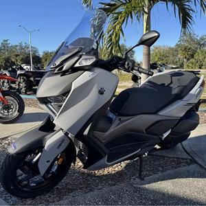 Motor refrigerado por agua MAX 300 de 250cc/300cc de alta calidad con sistema EFI, frenos ABS y una velocidad máxima de 120 km/h. - Product Image 2