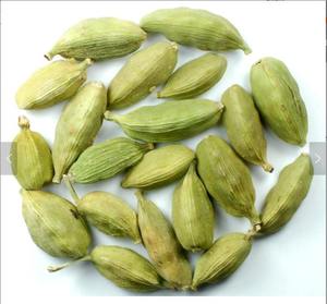 Épice aromatique essentielle de cardamome verte de qualité export pour les cuisines haut de gamme RAUTIMPEX INTERNATIONAL Modèle RIGC - Product Image 1